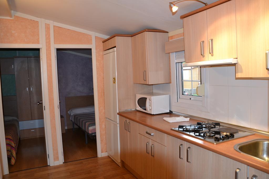 Camping Fuentes Blancas Burgo Extérieur photo
