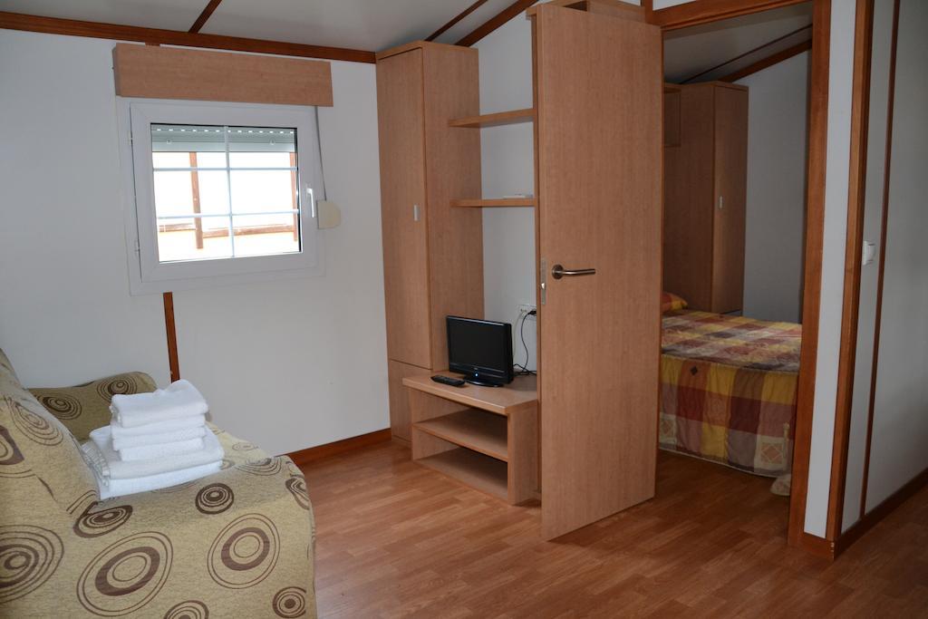 Camping Fuentes Blancas Burgo Chambre photo